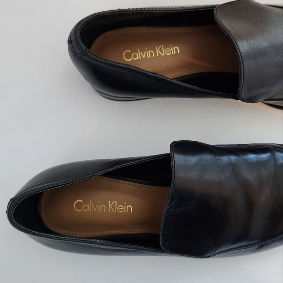 Black flats - Picture 2 of 5